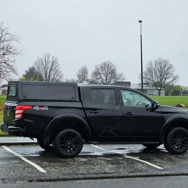 Mitsubishi Triton
